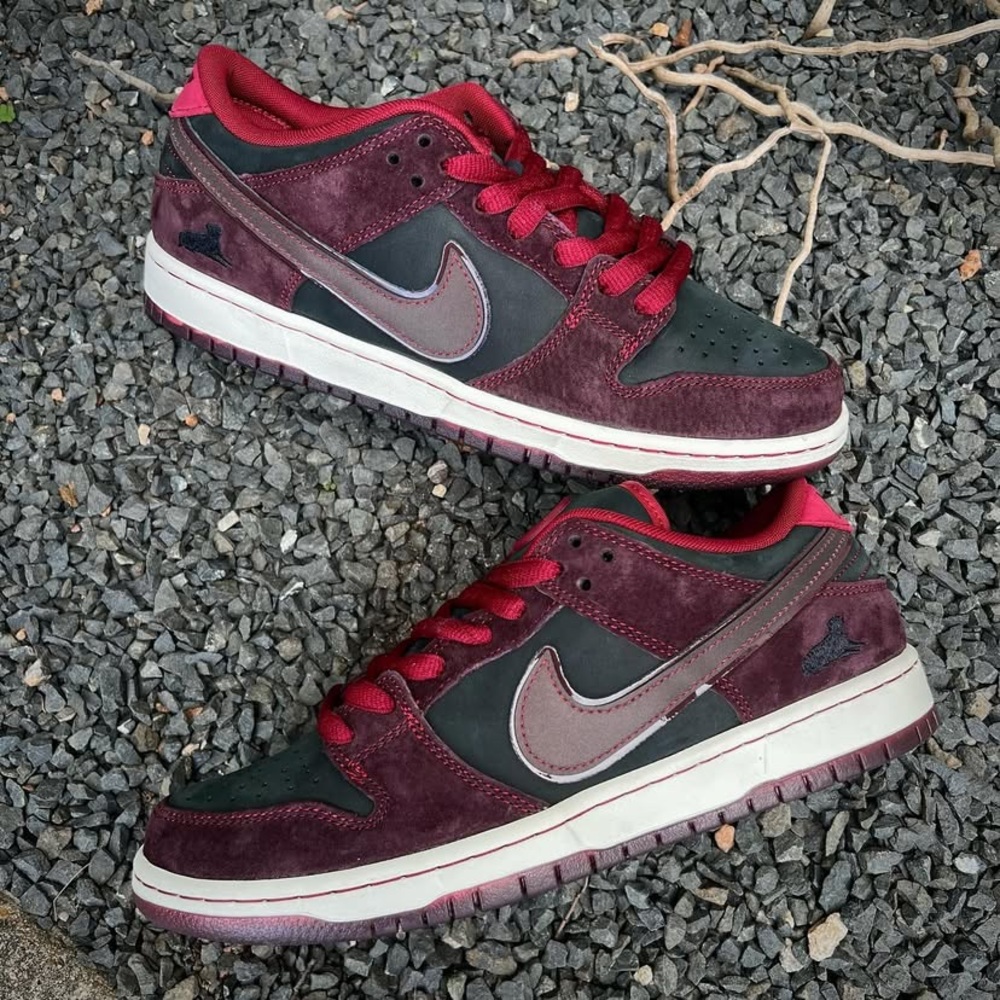 RIOT Skateshop x Nike SB Dunk Low